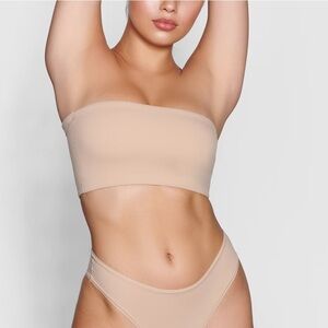 Skims Fits Everybody Bandeau Clay